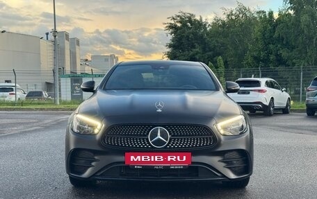 Mercedes-Benz E-Класс, 2022 год, 5 550 000 рублей, 2 фотография