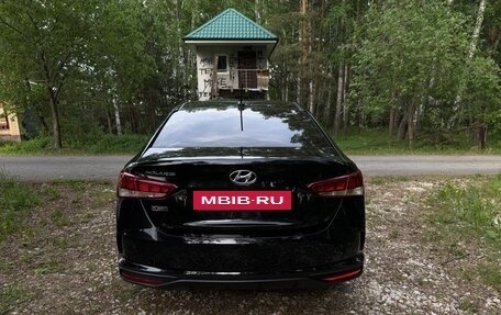 Hyundai Solaris II рестайлинг, 2021 год, 1 790 000 рублей, 8 фотография