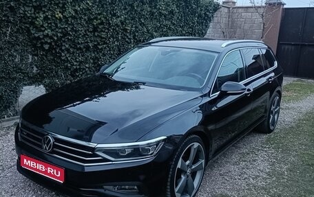 Volkswagen Passat B8 рестайлинг, 2020 год, 2 850 000 рублей, 1 фотография