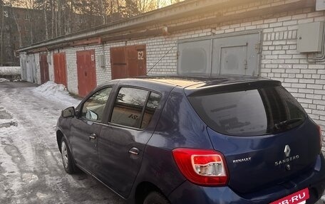 Renault Sandero II рестайлинг, 2014 год, 590 000 рублей, 5 фотография