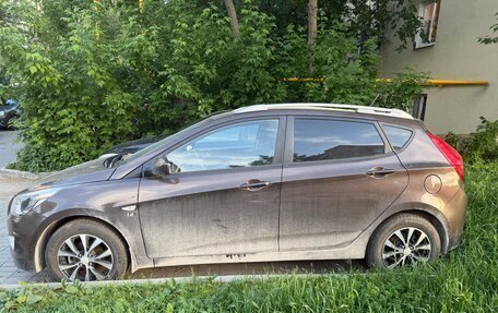 Hyundai Solaris II рестайлинг, 2016 год, 1 100 000 рублей, 8 фотография