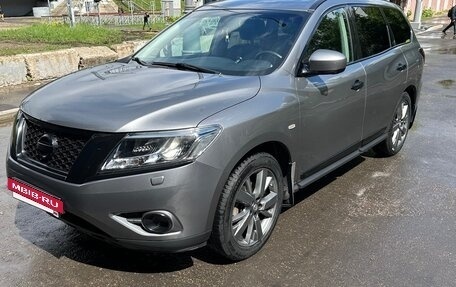 Nissan Pathfinder, 2014 год, 1 930 000 рублей, 12 фотография
