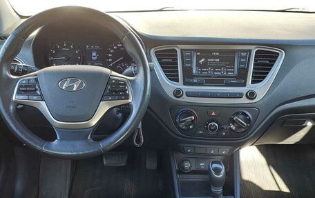 Hyundai Solaris II рестайлинг, 2019 год, 920 000 рублей, 10 фотография
