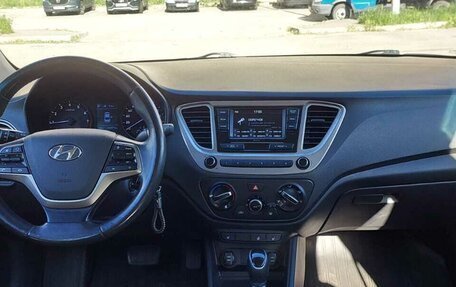 Hyundai Solaris II рестайлинг, 2019 год, 920 000 рублей, 12 фотография