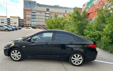 Hyundai Solaris II рестайлинг, 2012 год, 800 000 рублей, 3 фотография