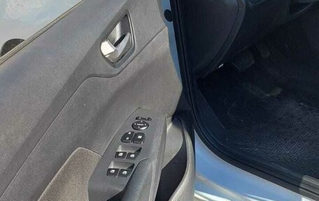 Hyundai Solaris II рестайлинг, 2019 год, 920 000 рублей, 19 фотография
