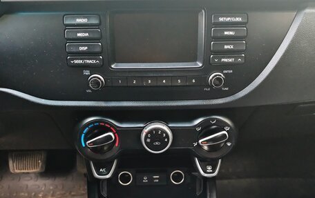 KIA Rio IV, 2018 год, 720 000 рублей, 4 фотография