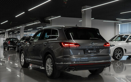 Volkswagen Touareg III, 2019 год, 5 890 000 рублей, 4 фотография