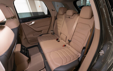 Volkswagen Touareg III, 2019 год, 5 890 000 рублей, 14 фотография