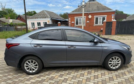 Hyundai Solaris II рестайлинг, 2017 год, 1 420 000 рублей, 6 фотография