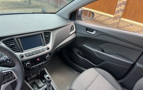 Hyundai Solaris II рестайлинг, 2017 год, 1 420 000 рублей, 28 фотография