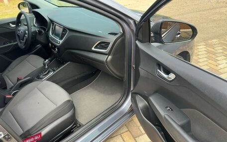 Hyundai Solaris II рестайлинг, 2017 год, 1 420 000 рублей, 33 фотография