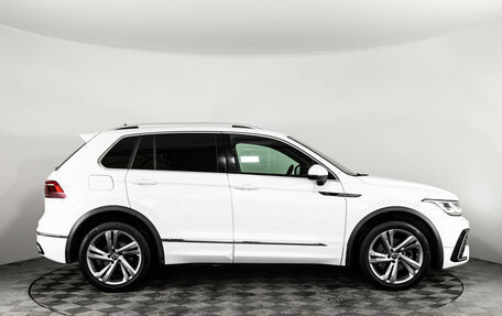 Volkswagen Tiguan II, 2021 год, 3 199 000 рублей, 6 фотография