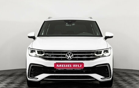 Volkswagen Tiguan II, 2021 год, 3 199 000 рублей, 4 фотография