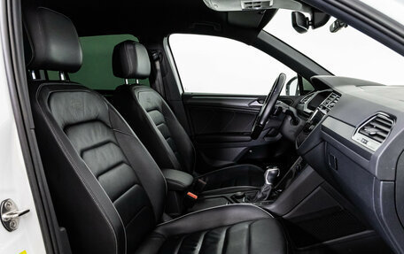 Volkswagen Tiguan II, 2021 год, 3 199 000 рублей, 23 фотография