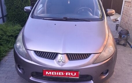 Mitsubishi Grandis, 2006 год, 800 000 рублей, 1 фотография