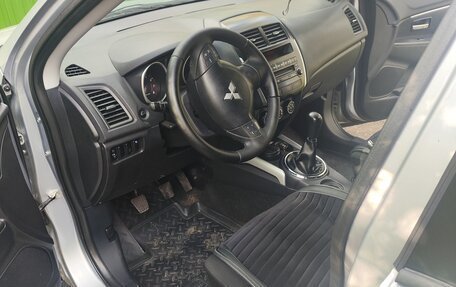 Mitsubishi ASX I рестайлинг, 2010 год, 990 000 рублей, 7 фотография