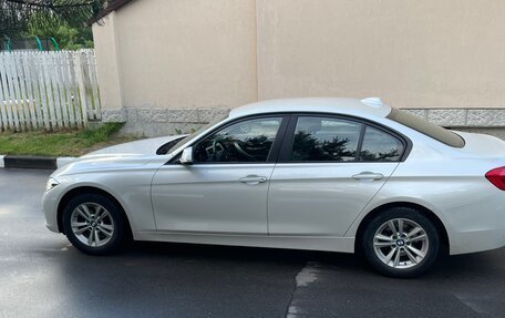 BMW 3 серия, 2017 год, 2 200 000 рублей, 3 фотография