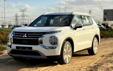 Mitsubishi Outlander, 2026 год, 6 700 000 рублей, 3 фотография