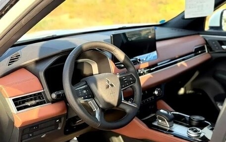 Mitsubishi Outlander, 2026 год, 6 700 000 рублей, 7 фотография