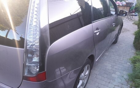 Mitsubishi Grandis, 2006 год, 800 000 рублей, 4 фотография