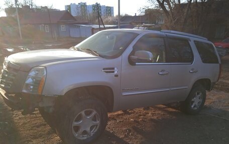 Cadillac Escalade III, 2007 год, 800 000 рублей, 2 фотография