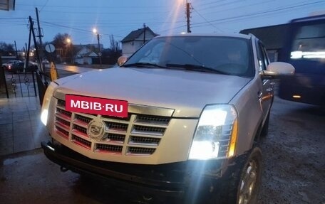 Cadillac Escalade III, 2007 год, 800 000 рублей, 10 фотография