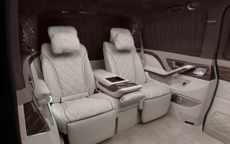Mercedes-Benz V-Класс, 2025 год, 35 700 000 рублей, 3 фотография