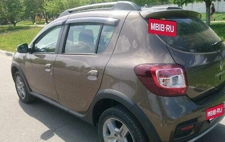 Renault Sandero II рестайлинг, 2019 год, 1 100 000 рублей, 2 фотография