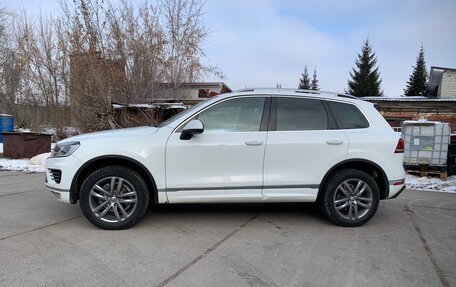 Volkswagen Touareg III, 2016 год, 2 900 000 рублей, 4 фотография
