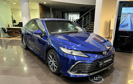 Toyota Camry, 2021 год, 3 371 000 рублей, 3 фотография