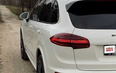 Porsche Cayenne III, 2015 год, 3 290 000 рублей, 3 фотография