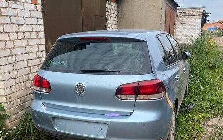 Volkswagen Golf VI, 2008 год, 380 000 рублей, 2 фотография