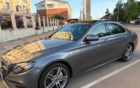 Mercedes-Benz E-Класс, 2018 год, 2 850 000 рублей, 8 фотография