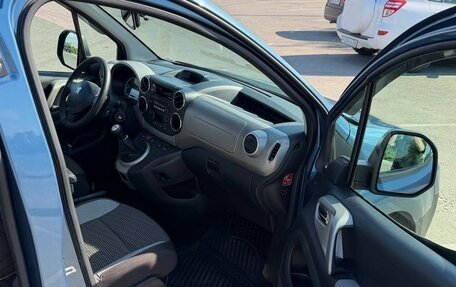Peugeot Partner II рестайлинг 2, 2011 год, 590 000 рублей, 4 фотография