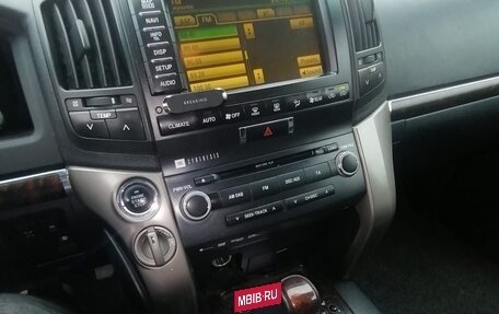 Toyota Land Cruiser 200, 2011 год, 3 700 000 рублей, 8 фотография