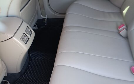 Toyota Camry, 2010 год, 1 600 000 рублей, 10 фотография