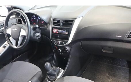 Hyundai Solaris II рестайлинг, 2013 год, 849 000 рублей, 5 фотография