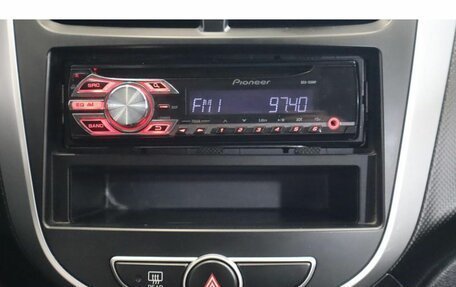 Hyundai Solaris II рестайлинг, 2013 год, 849 000 рублей, 10 фотография