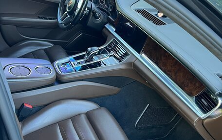 Porsche Panamera II рестайлинг, 2017 год, 5 900 000 рублей, 21 фотография