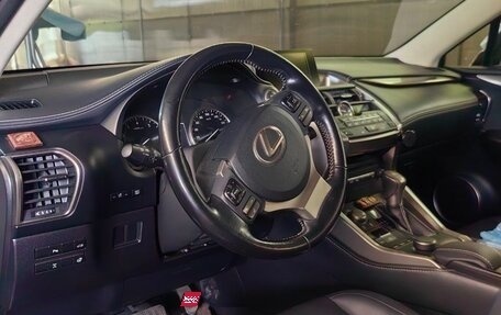 Lexus NX I, 2016 год, 2 750 000 рублей, 14 фотография
