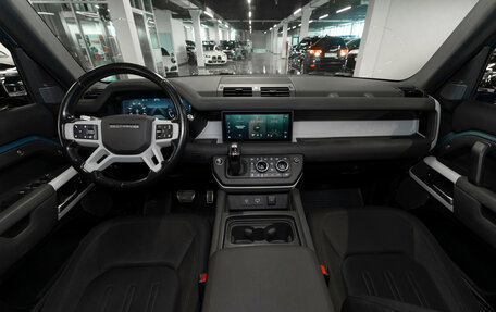 Land Rover Defender II, 2021 год, 4 700 000 рублей, 8 фотография