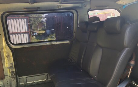 Nissan Caravan IV, 2002 год, 280 000 рублей, 15 фотография