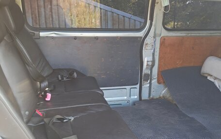 Nissan Caravan IV, 2002 год, 280 000 рублей, 7 фотография