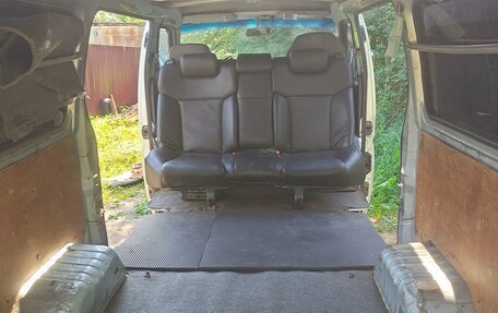 Nissan Caravan IV, 2002 год, 280 000 рублей, 17 фотография