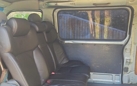 Nissan Caravan IV, 2002 год, 280 000 рублей, 14 фотография