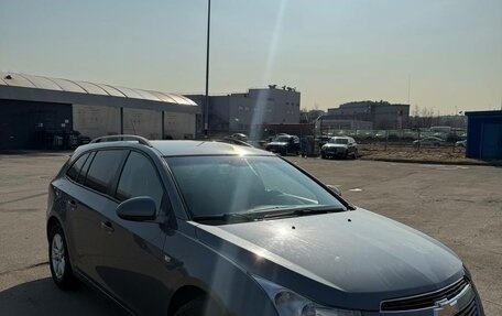 Chevrolet Cruze II, 2013 год, 610 000 рублей, 2 фотография