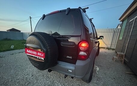 Jeep Cherokee, 2005 год, 950 000 рублей, 7 фотография