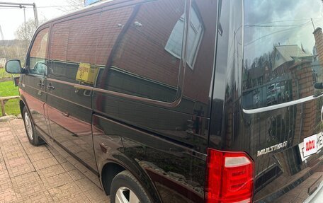 Volkswagen Multivan T6 рестайлинг, 2016 год, 3 200 000 рублей, 4 фотография