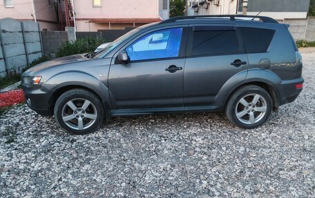 Mitsubishi Outlander III рестайлинг 3, 2010 год, 900 000 рублей, 3 фотография